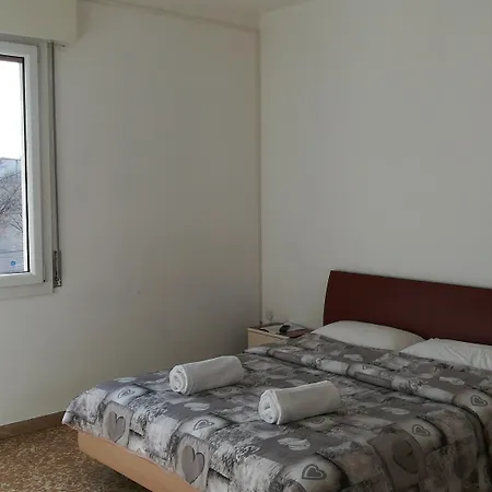 Venice Garden House بيت ضيافة