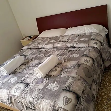 Venice בית הארחה מרגרה
