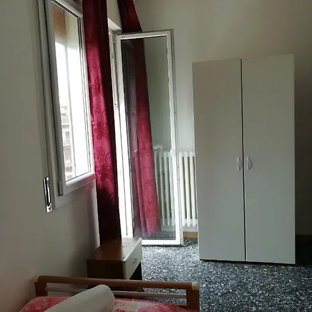 בית הארחה Venice מרגרה
